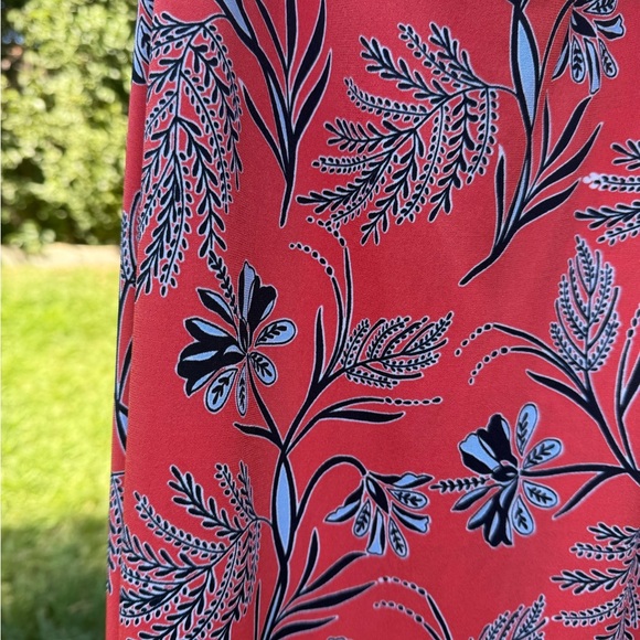 BANANA REPUBLIC Floral Strapless Tube Maxi Dress in Medium - Picture 3 of 5